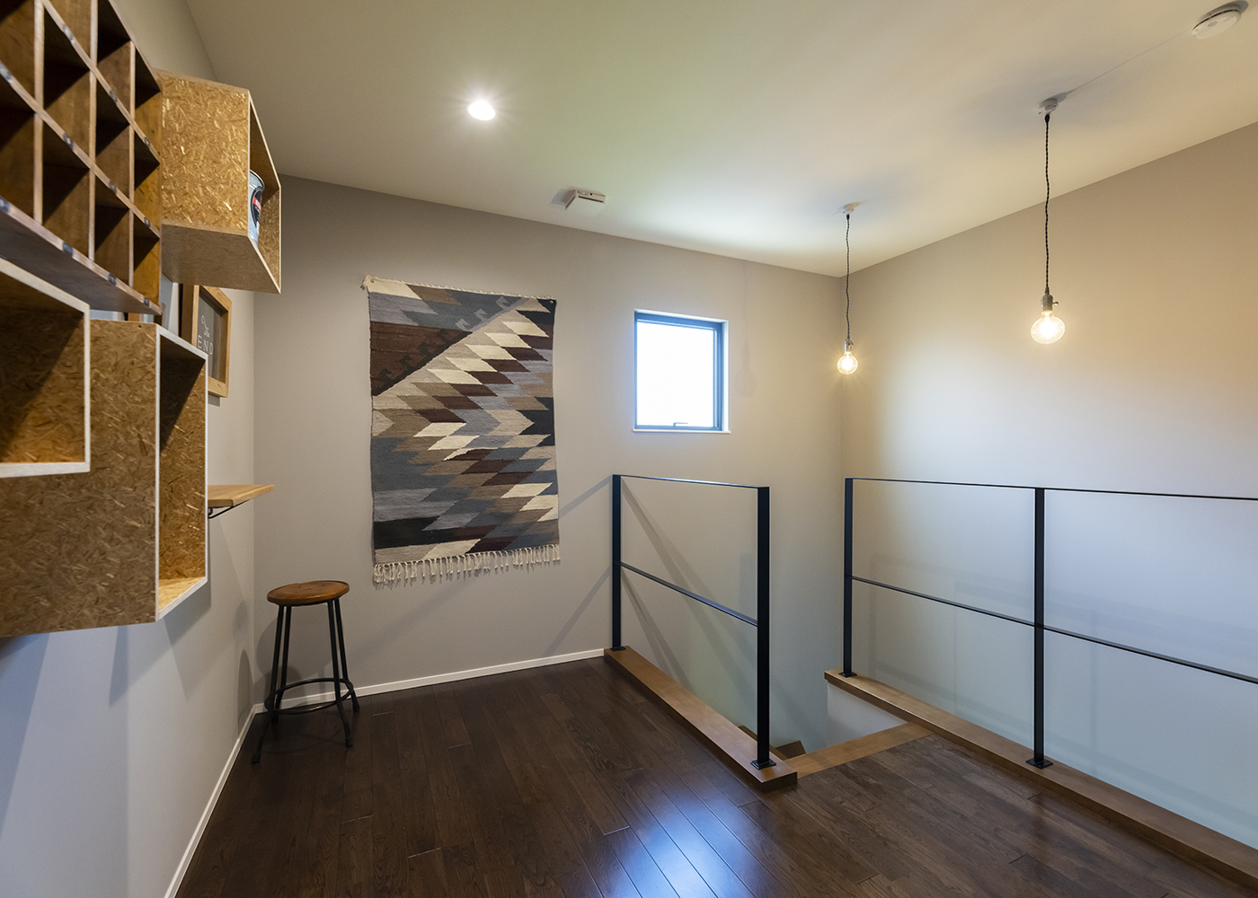 大和建設／BinO西尾南【デザイン住宅、インテリア】多目的な2階のフリースペース