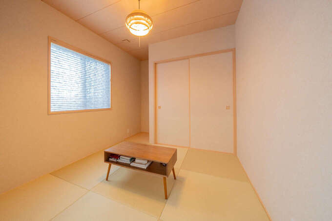リビングの続き間の和室