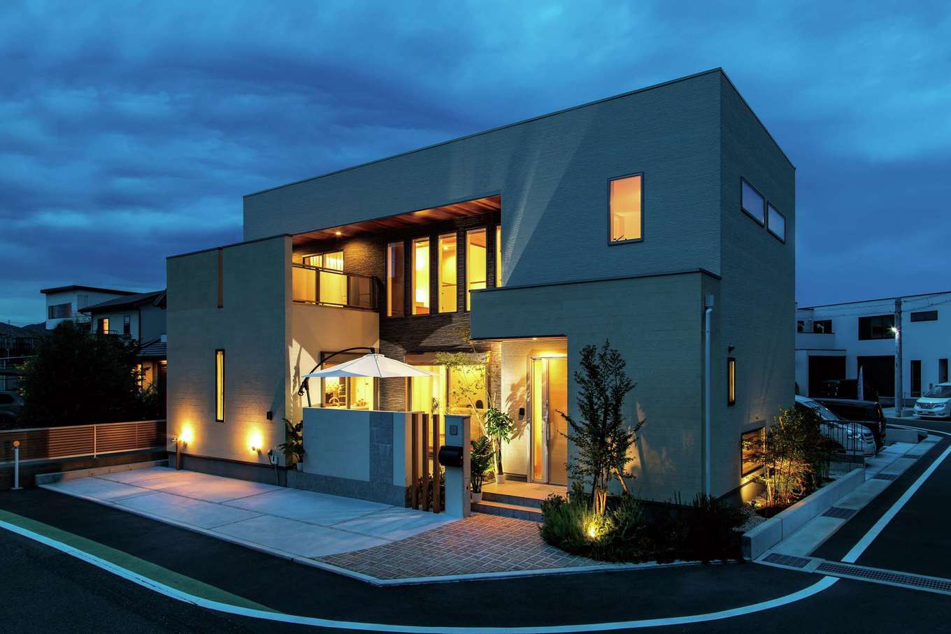 住宅工房 アリアンス【デザイン住宅、省エネ、間取り】うっとりするほどエレガントで美しい外観。個性を発揮しつつ、街の景観を損なわないデザインは『アリアンス』ならでは