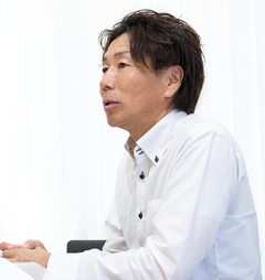 代表取締役　榑林 英生さん