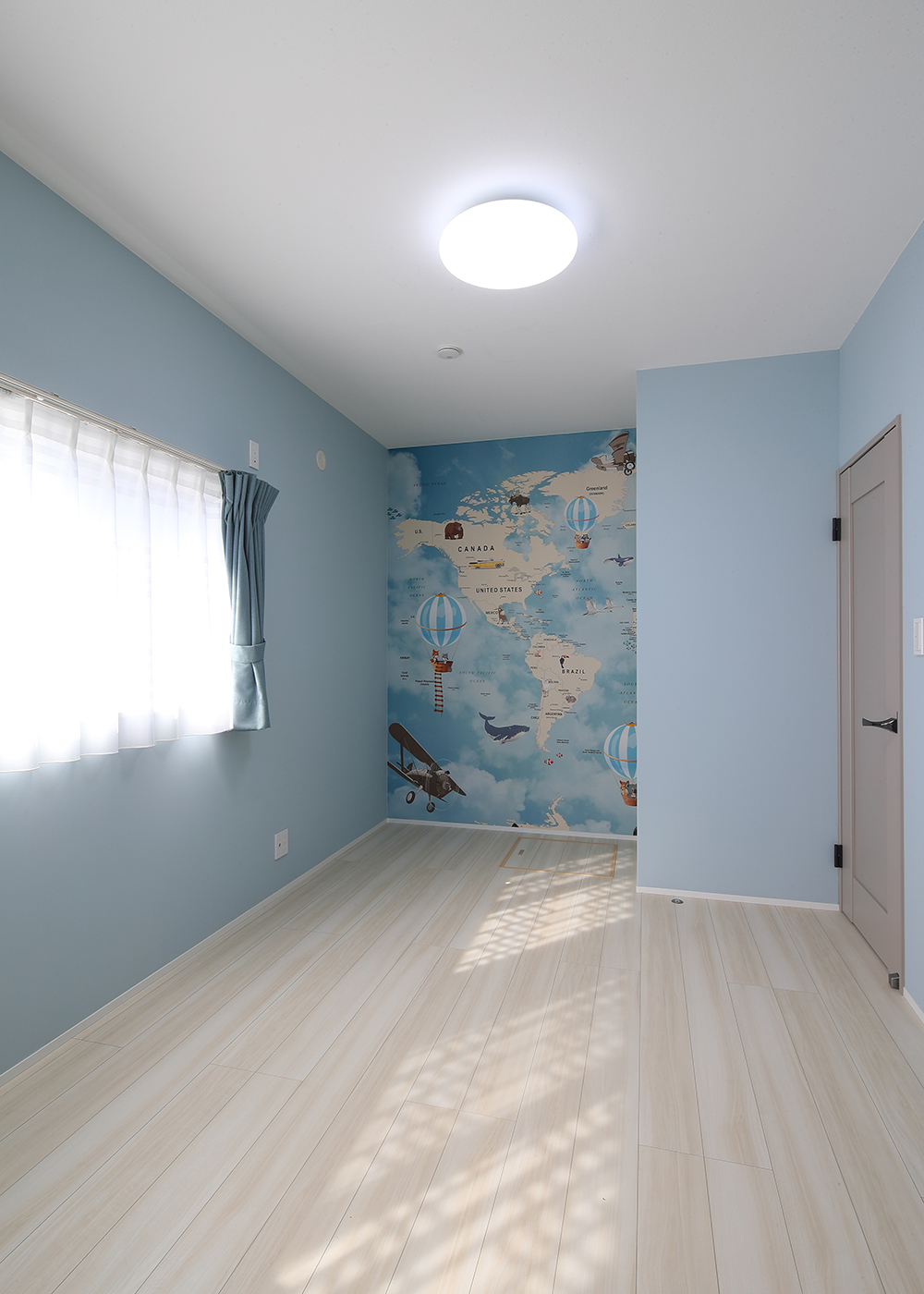 TOZAKI HOME 戸﨑建設　【デザイン住宅、間取り、インテリア】さわやかな青系をベースにした長男の部屋