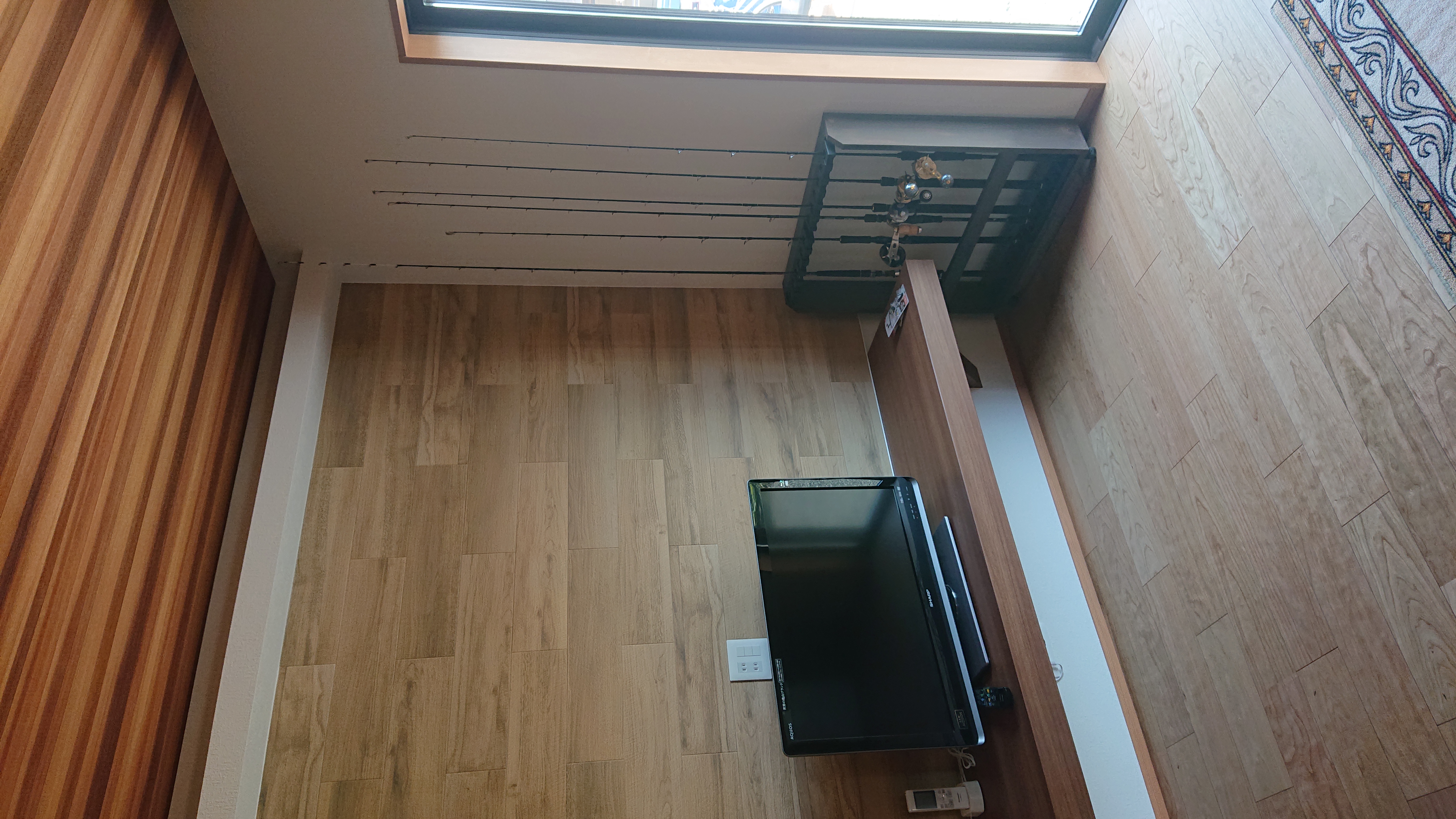 リビングルーム　エコカラット　間接照明　趣味