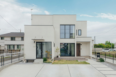 建築家と一緒に建てた “普遍的な心地よさ” を保つ家