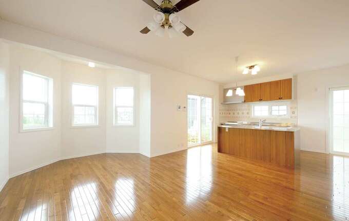 存在感のある美しさと気品に満ちた、開放感あふれるLDK