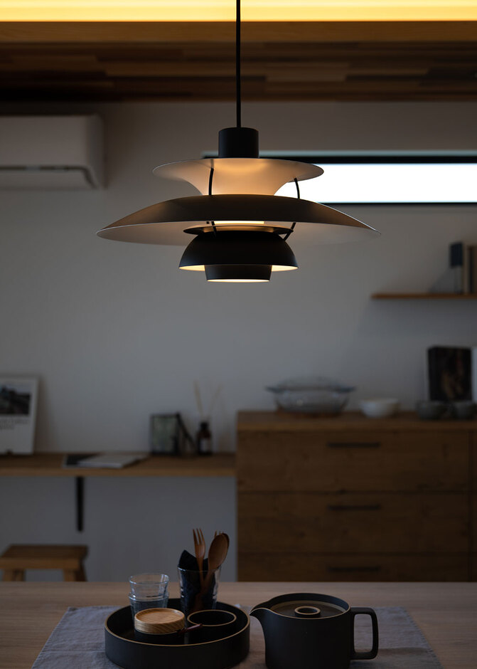 「ルイスポールセン」のライトが北欧の空気感を醸す