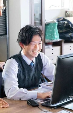 スタッフ写真