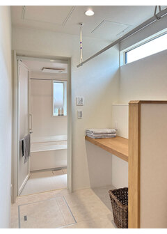 人気のガス乾燥機も設置できる脱衣所