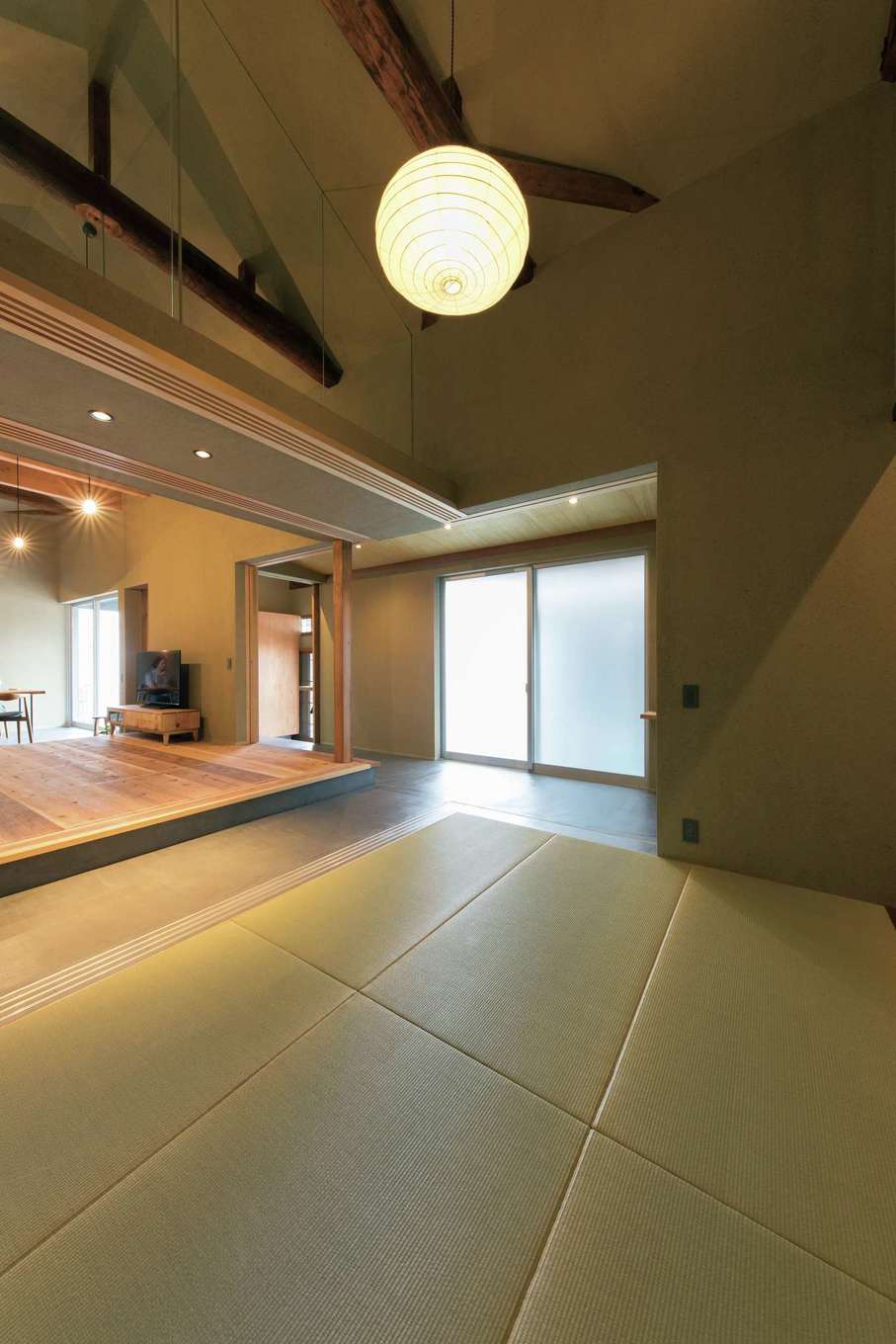 建杜 KENT（大栄工業）｜床の間のある和室もひと続きの空間に取り込んだ。個室として仕切ることもできる