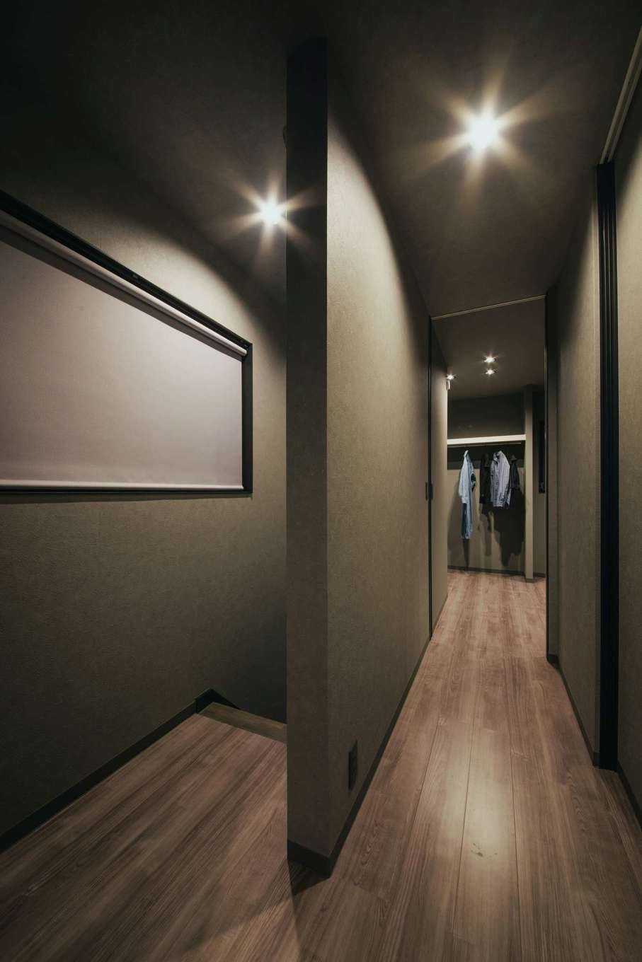 MIOS（マイオス）【デザイン住宅、省エネ、間取り】視線が奥へと抜けていく長い廊下