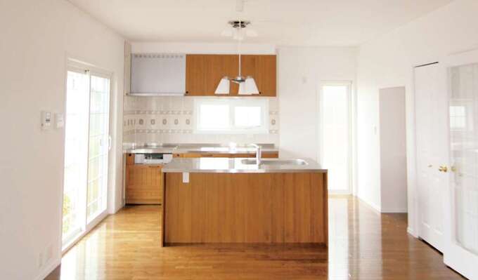 洗物をしていてもLDKを眺められるように、アイランド側にシンクを取り付けた