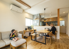家族のゆとりと笑顔を生む、心からくつろげる三階建て