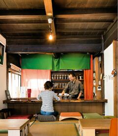 築120年の古民家を改修。人が集まるコーヒー店に／百珈（もか）【わたしの住まい みんなの暮らし出張コラム】