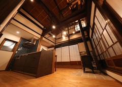 受け継がれた歴史と現代的な快適・便利を融合、築140年の古民家リノベ