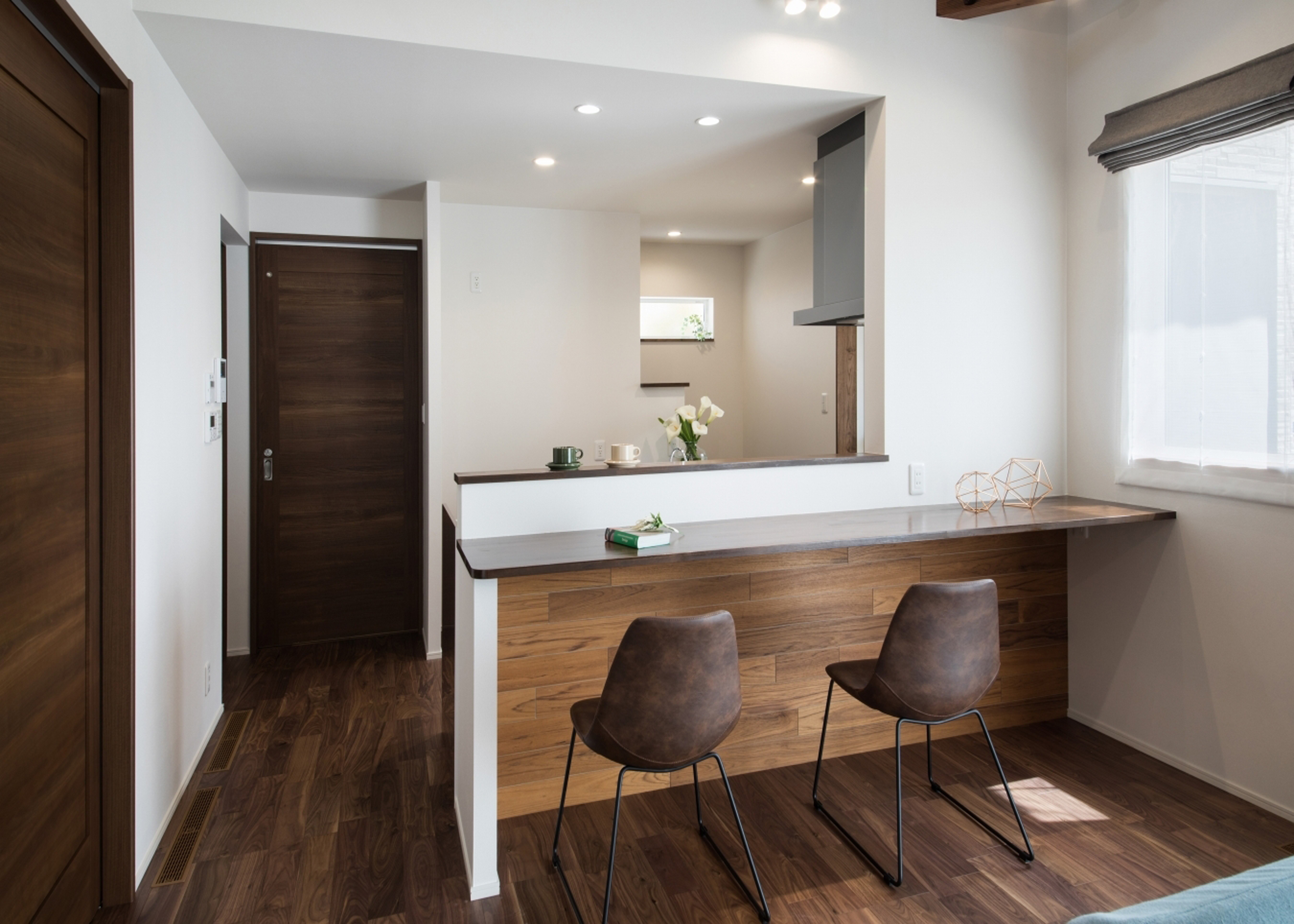 小幡建設【夫婦で暮らす、間取り、平屋】夫婦2人でちょうどいい使い勝手のキッチンとカウンター