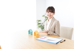 家づくり、プロに相談するべき？迷ったときに知っておきたいヒントのイメージ