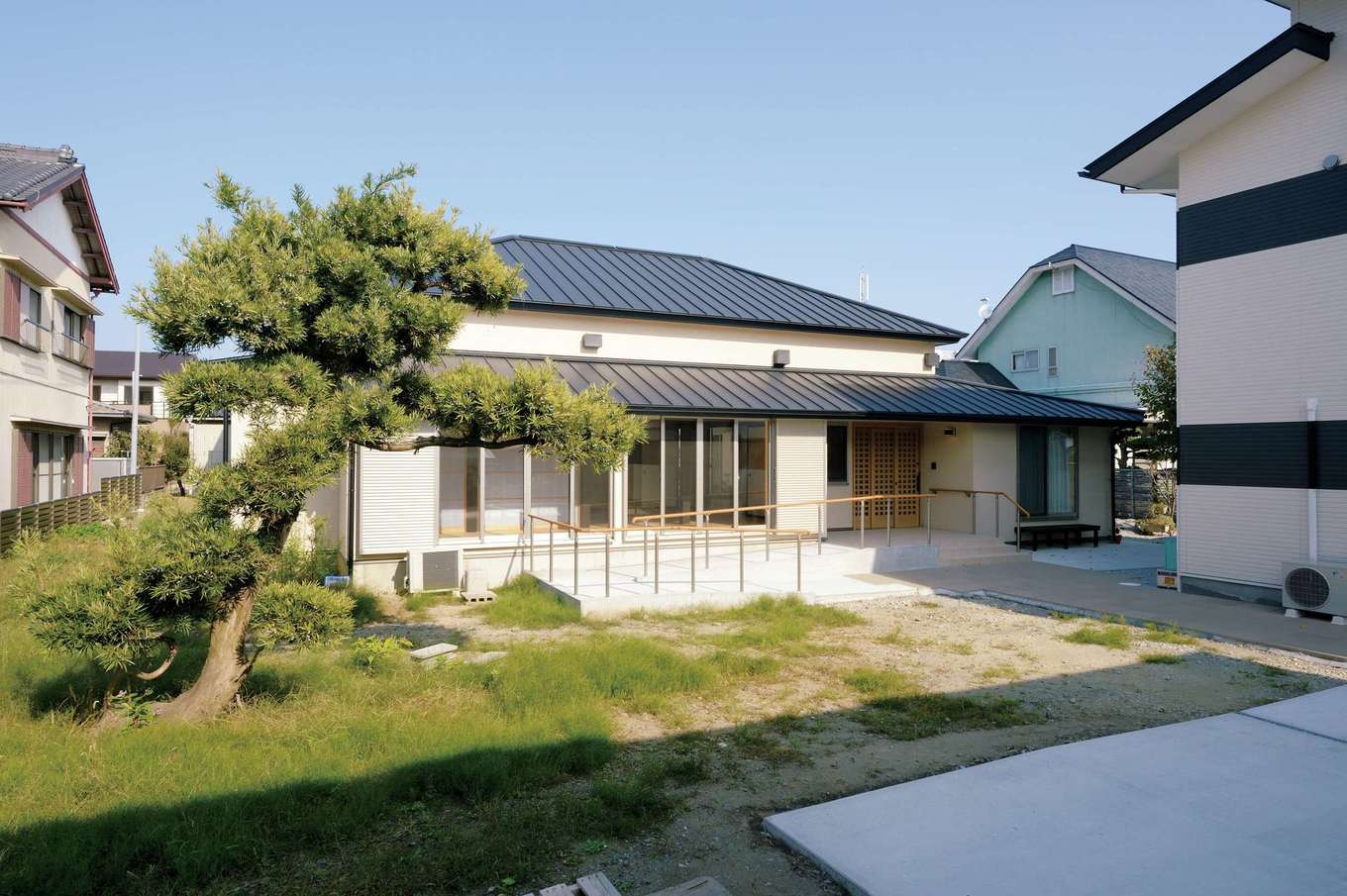 MABUCHI｜和でも洋でもない、落ち着いた雰囲気の外観フォルム