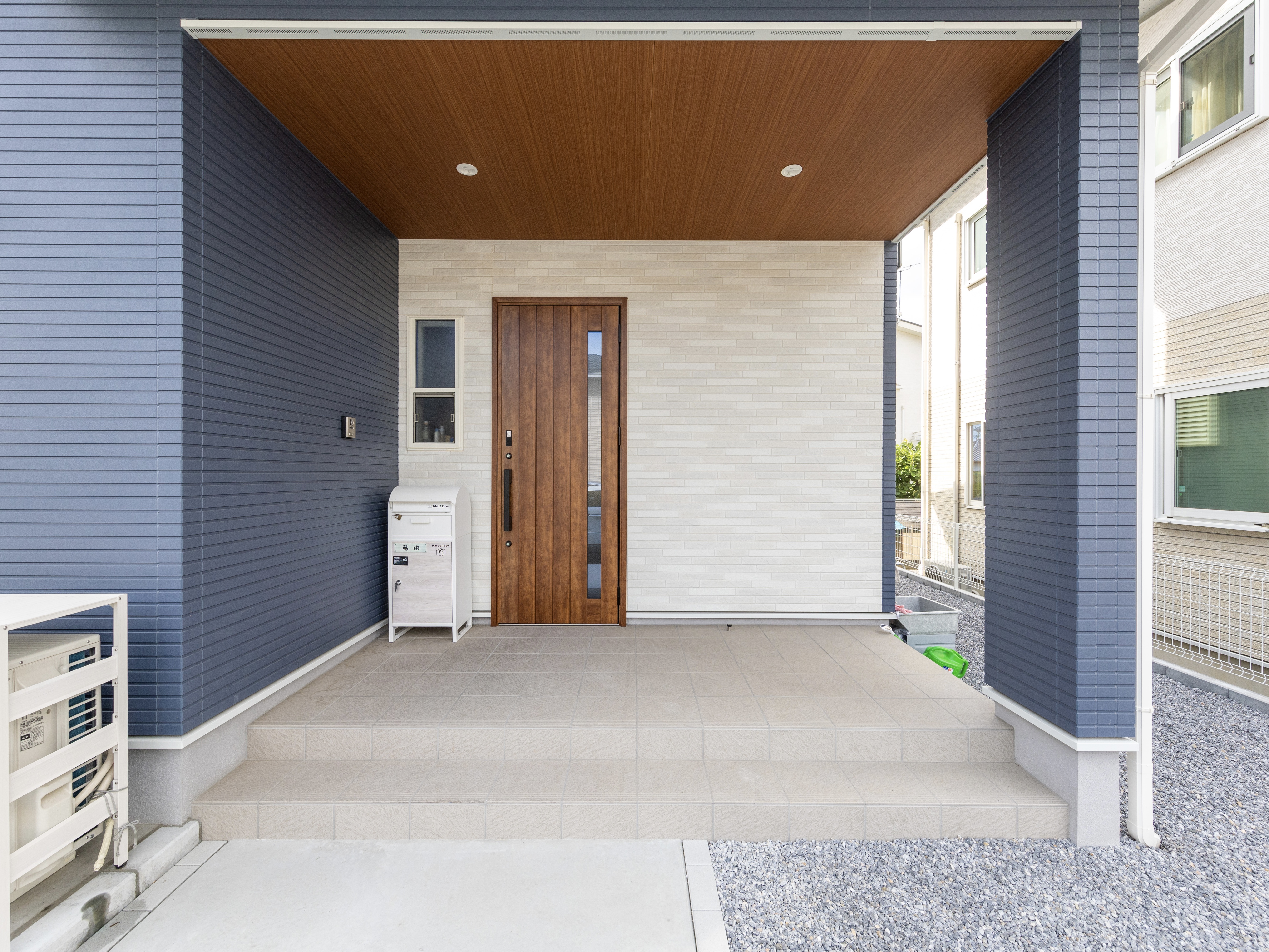 エスホーム｜子供が将来自転車通学になることも考え、家族全員分の自転車を楽々停めることができる広さを確保した。