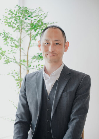 Yamaguchi Design 【尾原裕士】クイックレスポンスを心掛けています。