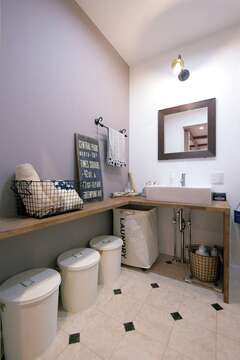 洗面所の造作L字カウンターは使い勝手が抜群