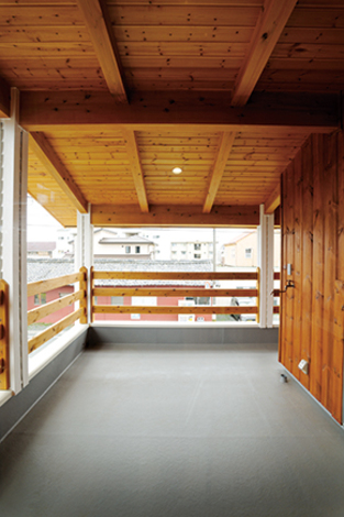 みんなを招きたくなるインナーバルコニー