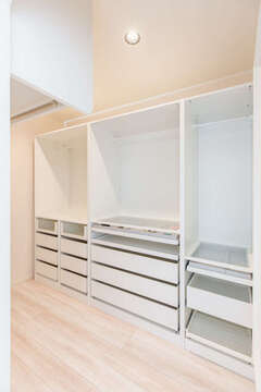 ２階のウォークインクローゼットは広さ3畳