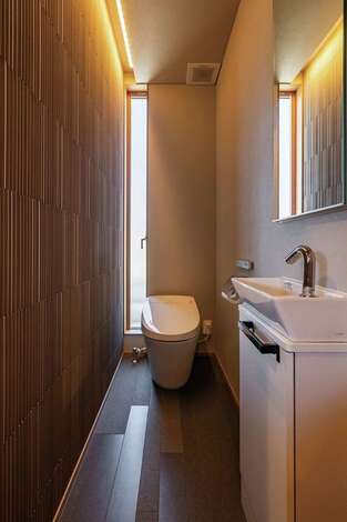 デザイン性も高いエコカラット壁を使用