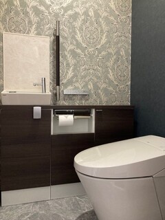 ヴィンテージ感漂う、唯一無二のトイレ空間