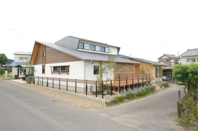 2つのライフスタイルを楽しむ 「ひとつ屋根の家」