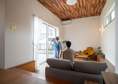 テラスに面したピットリビング