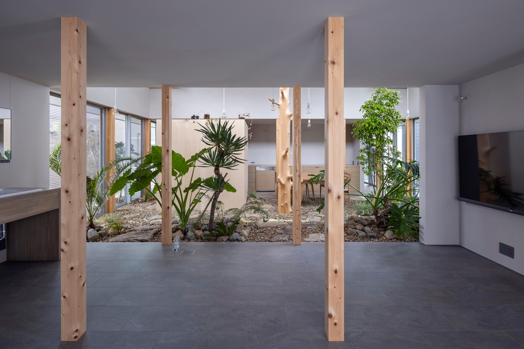 設計:岸本貴信【株式会社一級建築士事務所CONTAINER DESIGN】<兵庫>