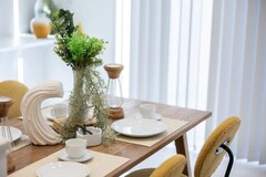 ナチュラルで温かみある質感がやさしい雰囲気のテーブルウェアたち