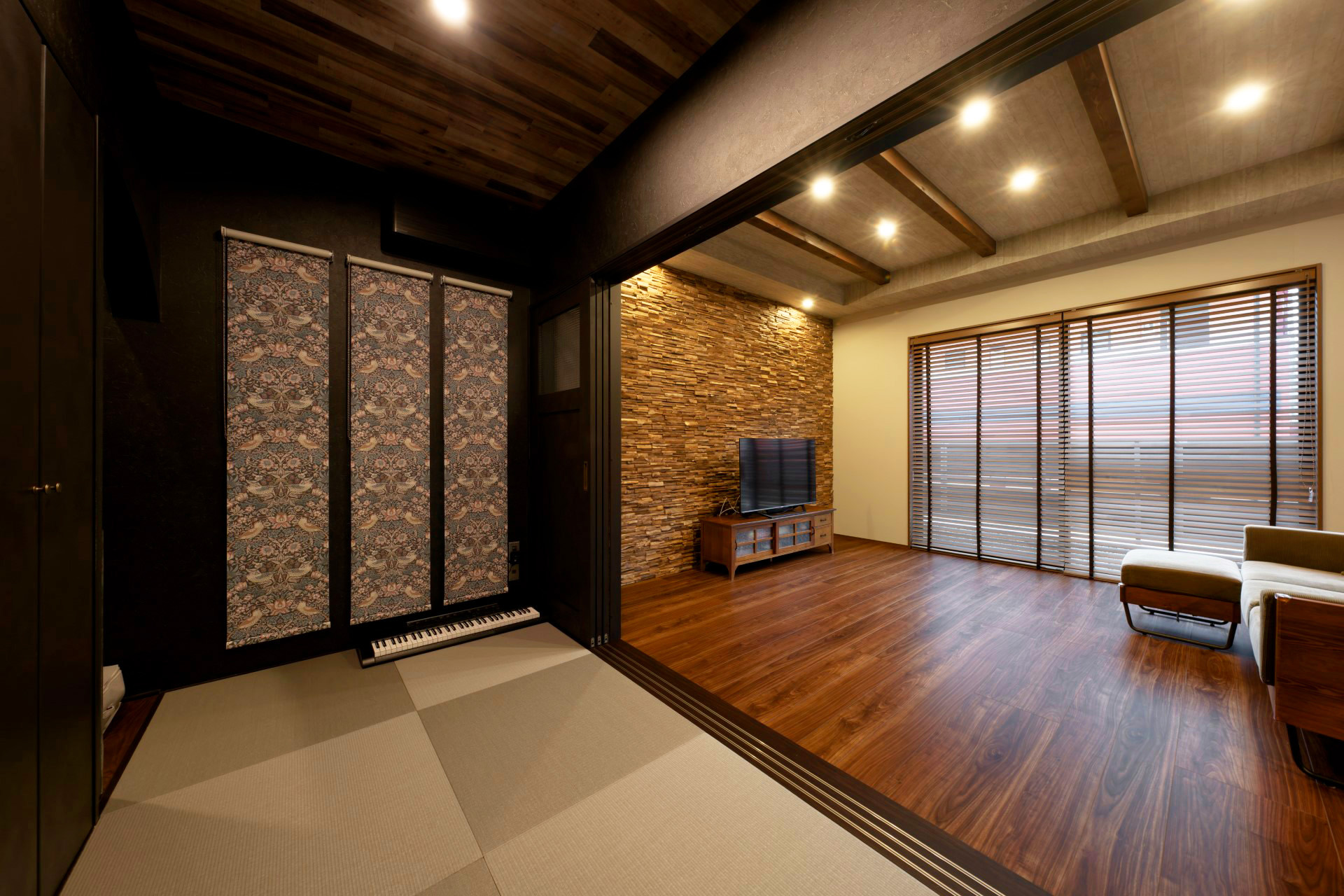 アサヒグローバルホーム｜和室の3枚引き込み戸を開ければ、リビングとフラットに繋がる大空間に早変わり。
