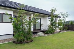 子育て夫婦にやさしい、オール自然素材のFLAT HOUSE