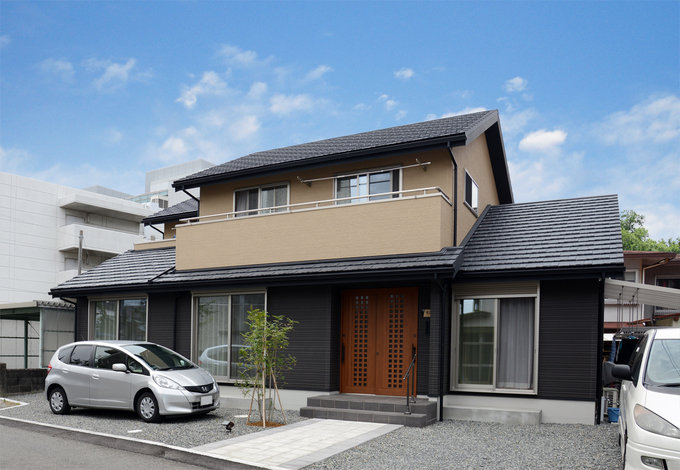 和風の落ち着いた佇まいの外観