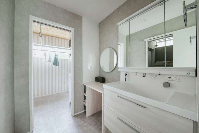 ホテルライクなサニタリー。ランドリースペースもゆったり確保