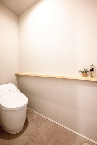 トイレも他の空間同様、洗練された雰囲気に