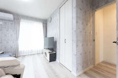 セカンドリビングはベランダにつながっている