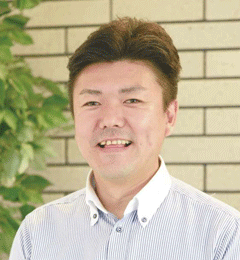 マネージャー　佐藤 純平さん