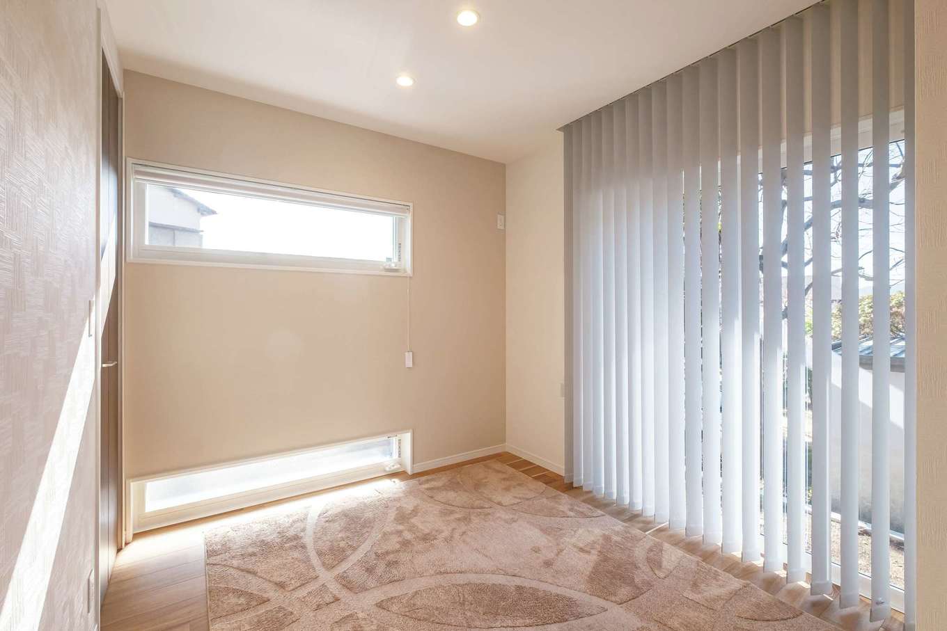 ぽっくハウス【リプルス】【1000万円台、狭小住宅、平屋】通りに面した洋室。開口の位置やサイズは外部からの視線に配慮