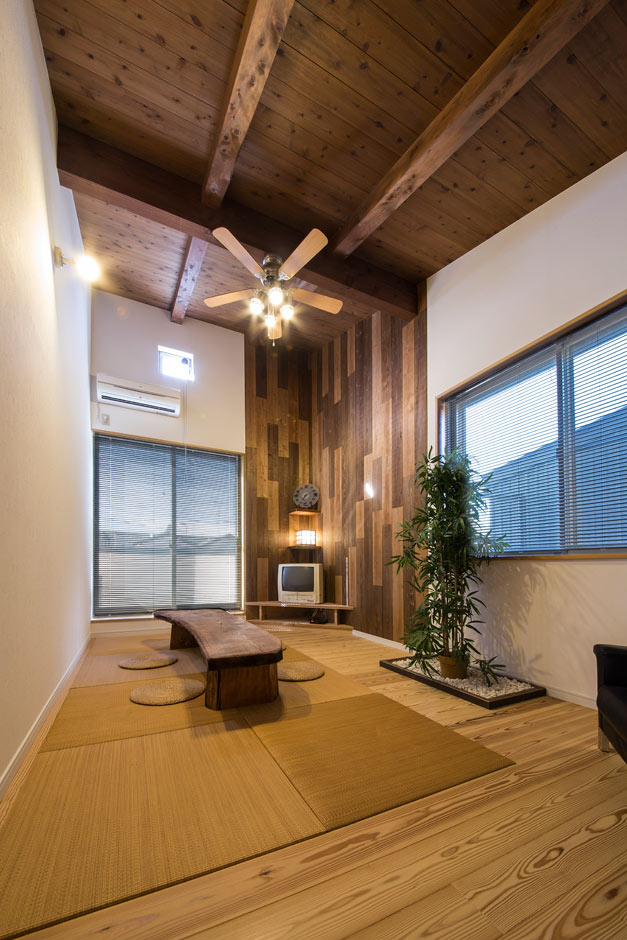 住たくeco工房【浜松市中央区船越町46-13・モデルハウス】おしゃれな和モダンスタイルの趣味部屋