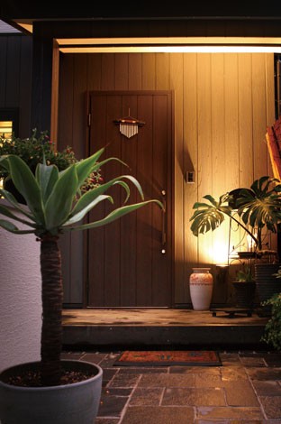 サイエンスホーム【デザイン住宅、狭小住宅、間取り】住まう人のセンスを予感させるファサード