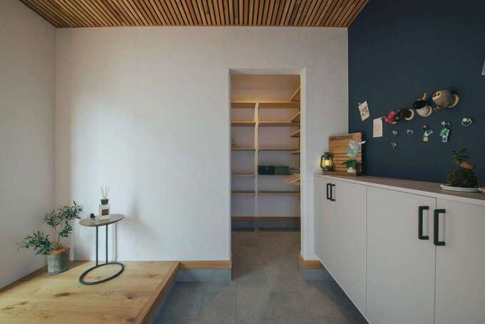 アイフルホーム焼津店 （三住建設） 隠れ家ヌックとガレージ風スペースをもつ 共働き・子育て夫婦に向けた平屋対応モデル 画像2