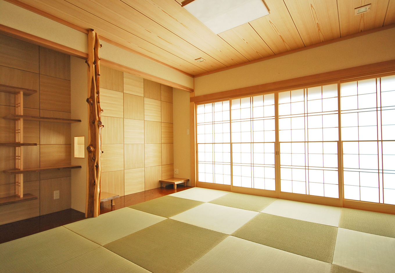 一級建築士事務所 GO_AN (ゴアン)｜畳・壁・障子を格子状のデザインでまとめた、落ち着いた和室