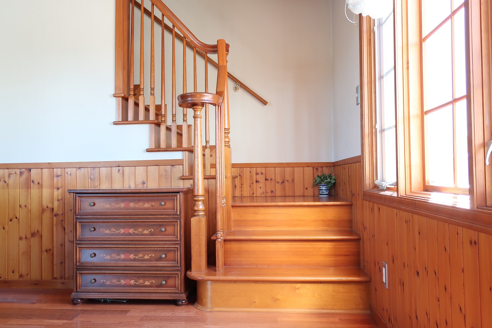 ウェルカムリビング・デザイン階段