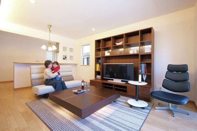 エクステリアとのつながり感が心地いいLDK　