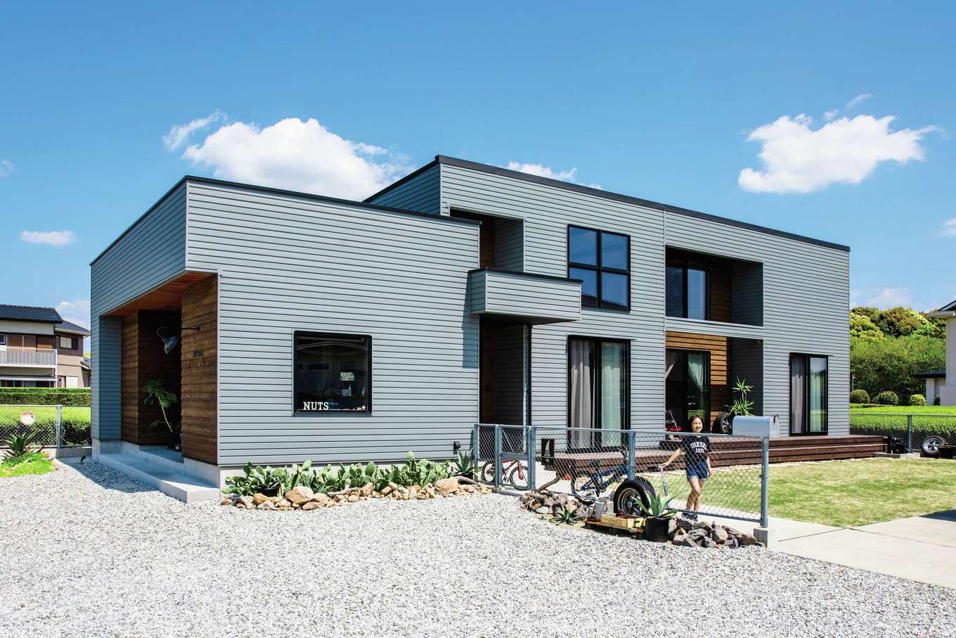 Select工房【デザイン住宅、間取り、スキップフロア】スタイリッシュなスクエアの外観