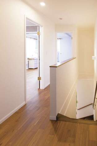 2階のホール。各部屋が見渡せ、子どもの様子も分かりやすい