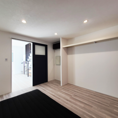 【幅3mの衝撃】6LDK＋ガレージ付・狭小3階建て