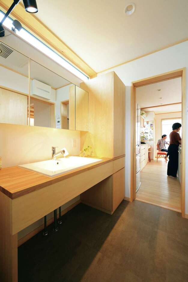 洗面所の床材は丈夫で水に強い素材