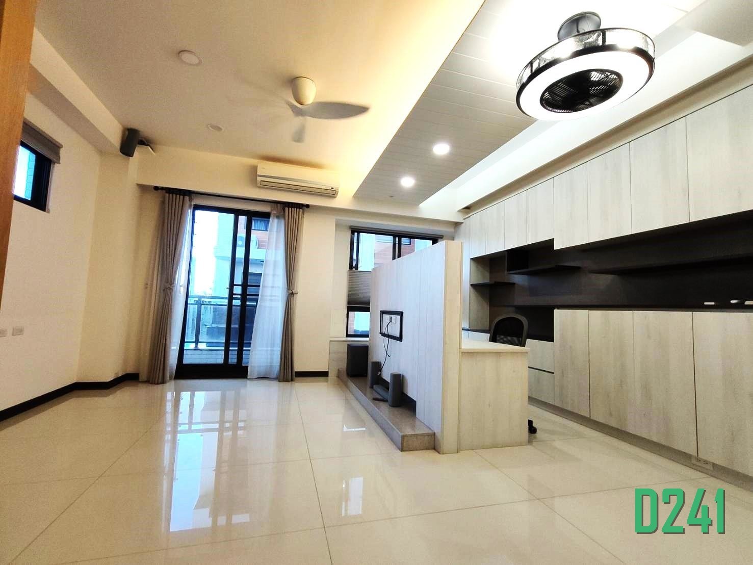 【安南 輕屋齡 8年朝南 戀家採光車墅】